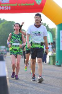 BIB: 1558, 1294
                            <button type="button" onclick="openModal(3642867)" class="btn btn-primary btn-sm float-right btn-popup" data-toggle="modal" data-target=".modal-high-quality">
                        <i class="fas fa-shopping-cart"></i> Add to Cart
                    </button>
                                            <button type="button" onclick="isThisMe(3642867, true)" class="btn btn-success btn-sm float-right btn-popup btn-isme hidden" data-toggle="tooltip" data-placement="bottom" title="นี่คือรูปของคุณใช่ไหม คลิกที่นี่เพื่อเอาเข้าอัลบั้ม">
                        <i class="fas fa-plus"></i> Add to album
                    </button>
                    <button type="button" onclick="isThisMe(3642867, false)" class="btn btn-warning btn-sm float-right btn-popup btn-isnotme hidden">
                        <i class="fas fa-ban"></i> Remove from album
                    </button>